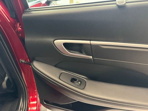 Used 2025 Hyundai Sonata Limited image 54