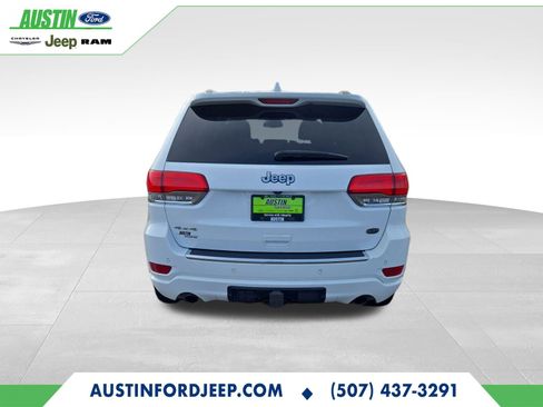 Used 2016 Jeep Grand Cherokee Overland image 4