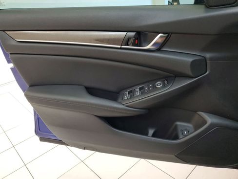 Used 2021 Honda Accord Sport image 14