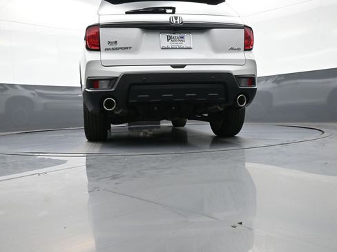 Certified 2024 Honda Passport EX-L image 31