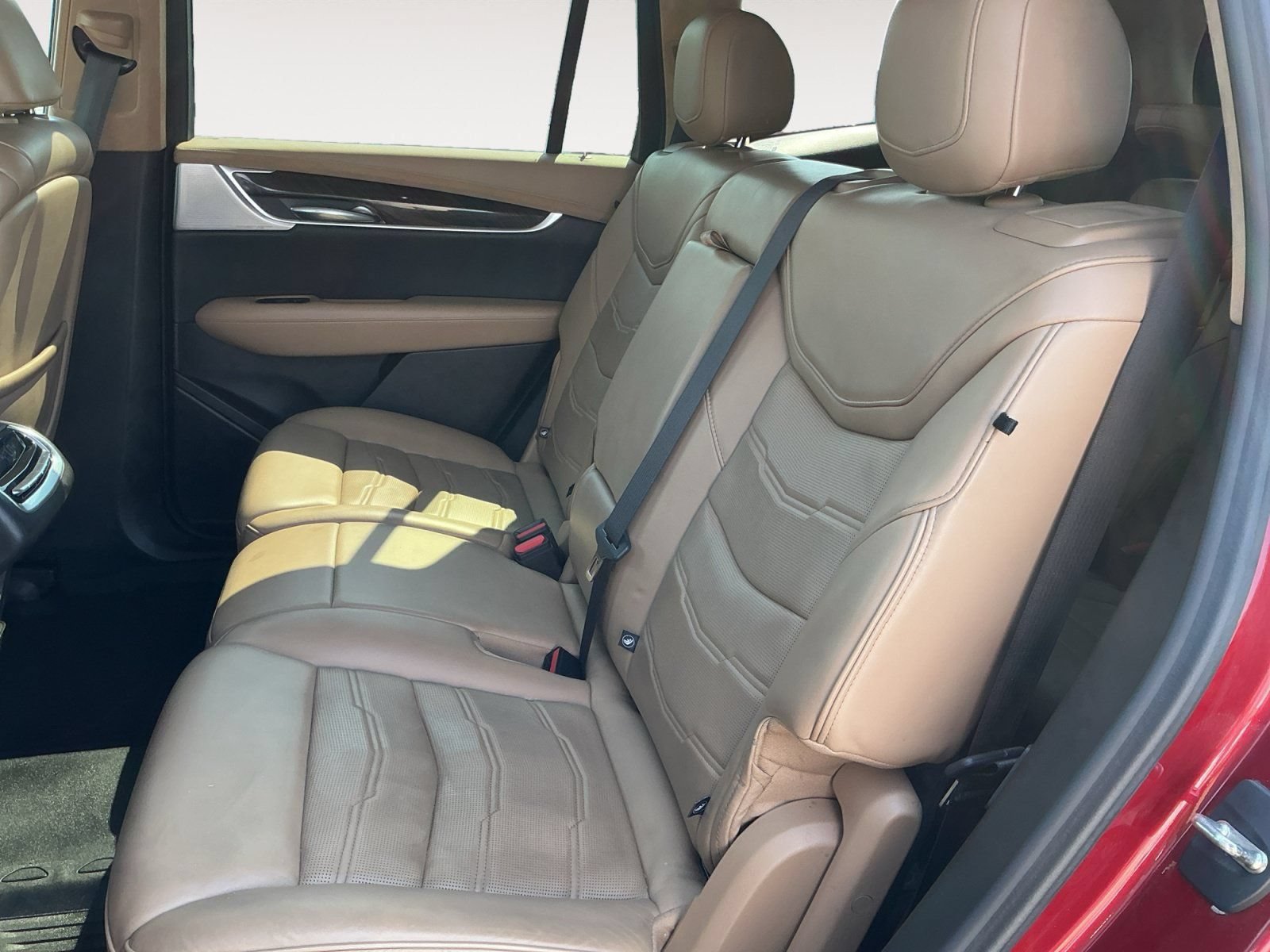 Used 2023 Cadillac XT6 Premium Luxury w/ Platinum Package FWD image 13