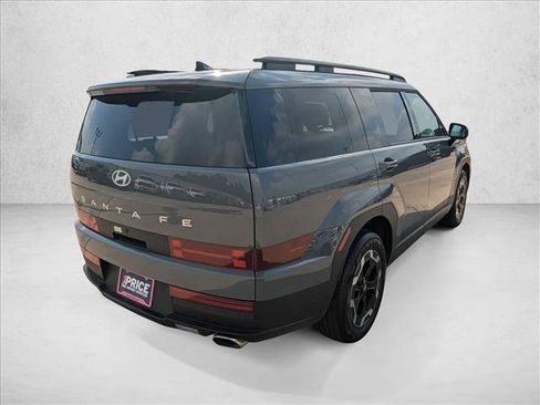 Used 2026 Hyundai Santa Fe SEL FWD image 5