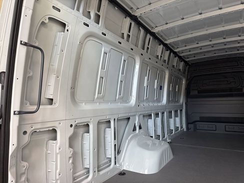 New 2025 Mercedes-Benz Sprinter 4500 image 21