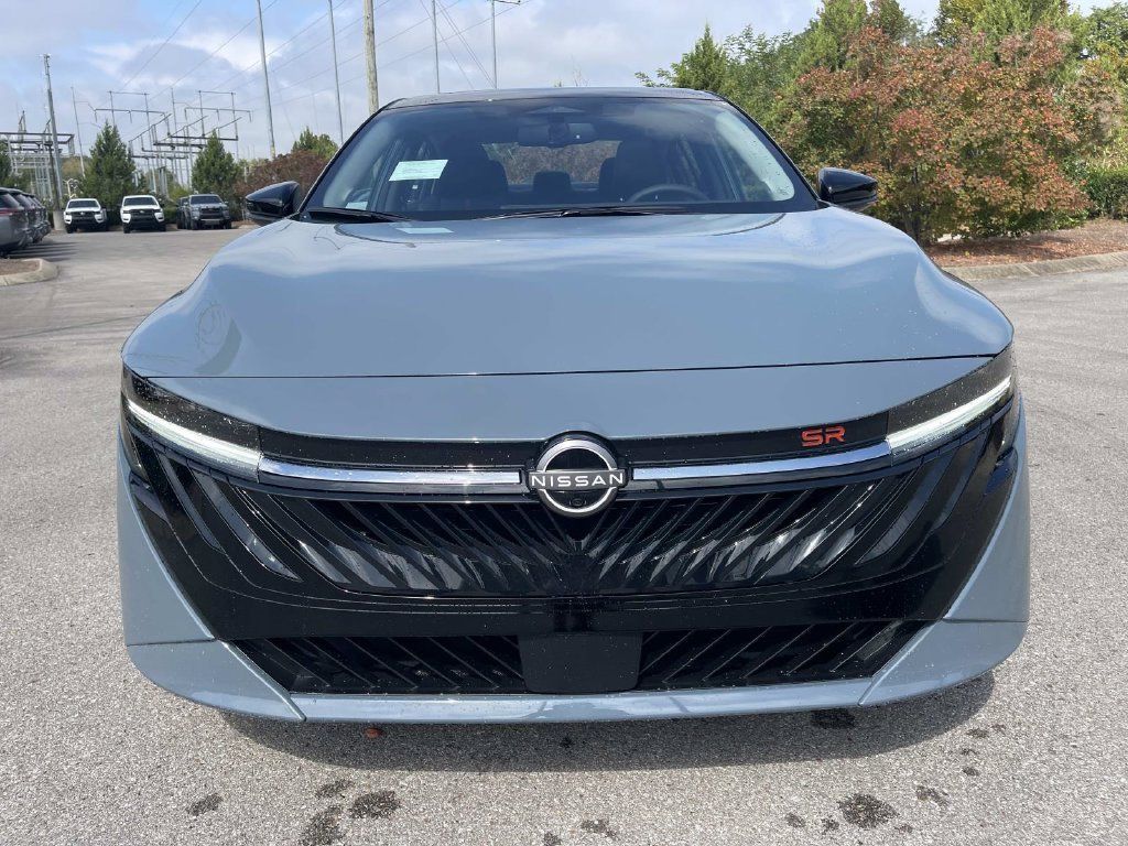 New 2027 Nissan Sentra SR w/ SR Premium Package FWD image 8