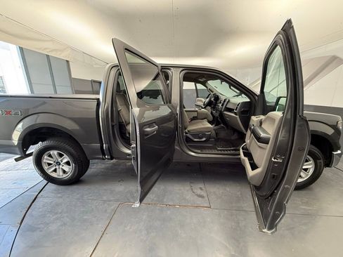 Used 2017 Ford F150 XLT image 19
