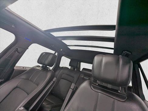 Used 2021 Land Rover Range Rover Westminster Edition image 15