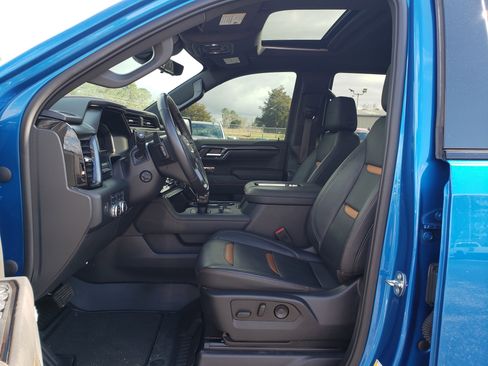 Used 2022 GMC Sierra 1500 AT4 w/ AT4 Premium Package image 31