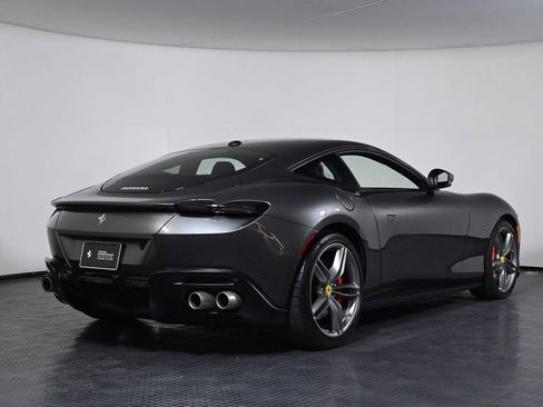 Certified 2022 Ferrari Roma RWD image 9