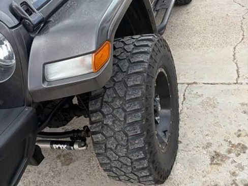Used 2019 Jeep Wrangler Unlimited Sport S AWD/4WD image 6