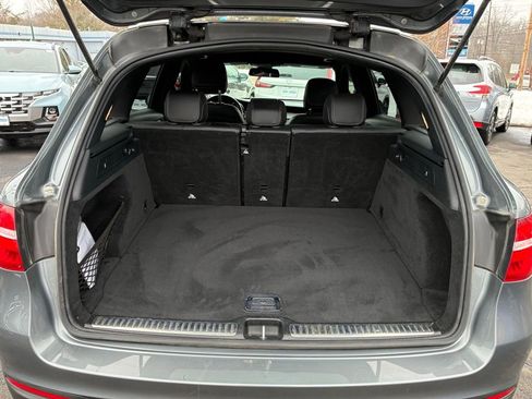 Used 2019 Mercedes-Benz GLC 300 4MATIC image 12