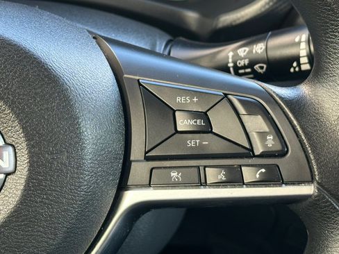 Used 2024 Nissan Sentra SV FWD image 16