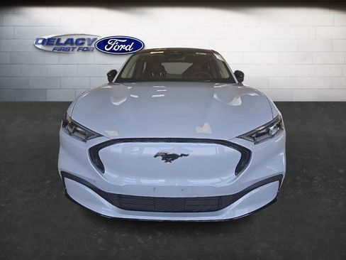 Used 2023 Ford Mustang Mach-E Premium image 9