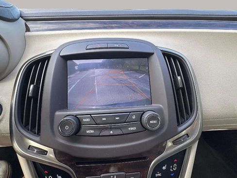 Used 2014 Buick LaCrosse Premium image 20