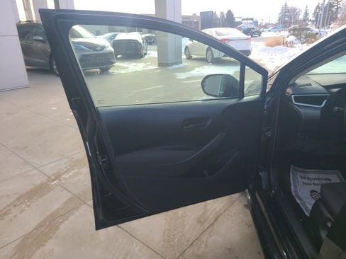 Used 2024 Toyota Corolla LE image 17