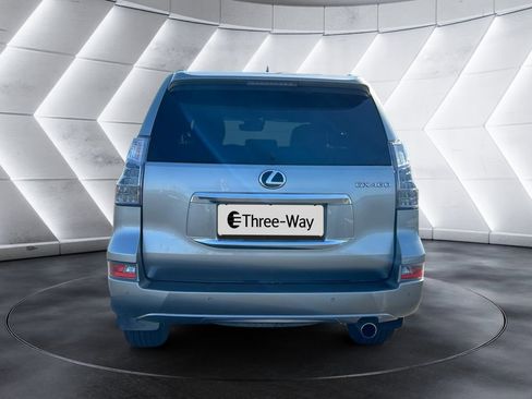 Used 2022 Lexus GX 460 Premium w/ Premium Package AWD/4WD image 4