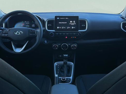 New 2026 Hyundai Venue SEL FWD image 17