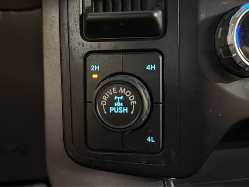 Used 2022 Ford F150 XLT w/ Equipment Group 301A Mid AWD/4WD image 34