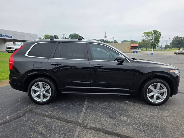 Used 2022 Volvo XC90 T5 Momentum AWD/4WD image 18