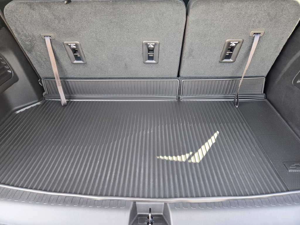 New 2026 Chevrolet Traverse LT w/ Enhanced Driving Package FWD image 24