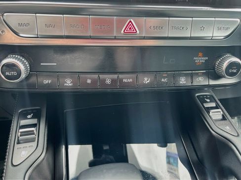 Used 2024 Kia Telluride SX Prestige X-Pro AWD/4WD image 16