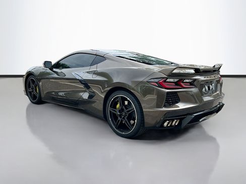 Used 2021 Chevrolet Corvette Stingray Premium Cpe w/ Z51 Performance Package image 3