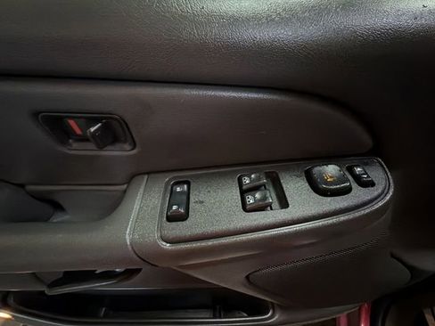 Used 2004 Chevrolet Silverado 1500 LS w/ Light Duty Power Package image 13