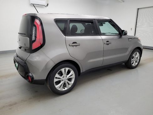 Used 2016 Kia Soul + FWD image 10