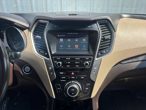 Used 2017 Hyundai Santa Fe Sport AWD/4WD image 38