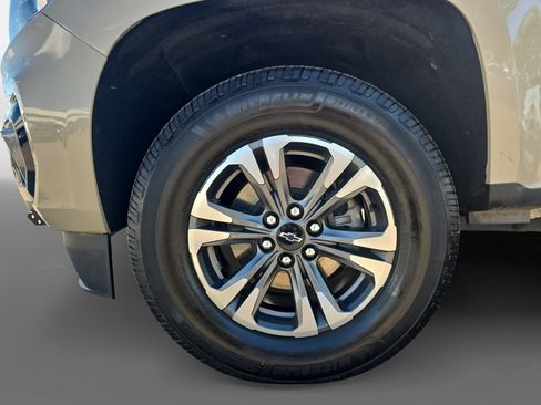 Used 2022 Chevrolet Colorado Z71 AWD/4WD image 16