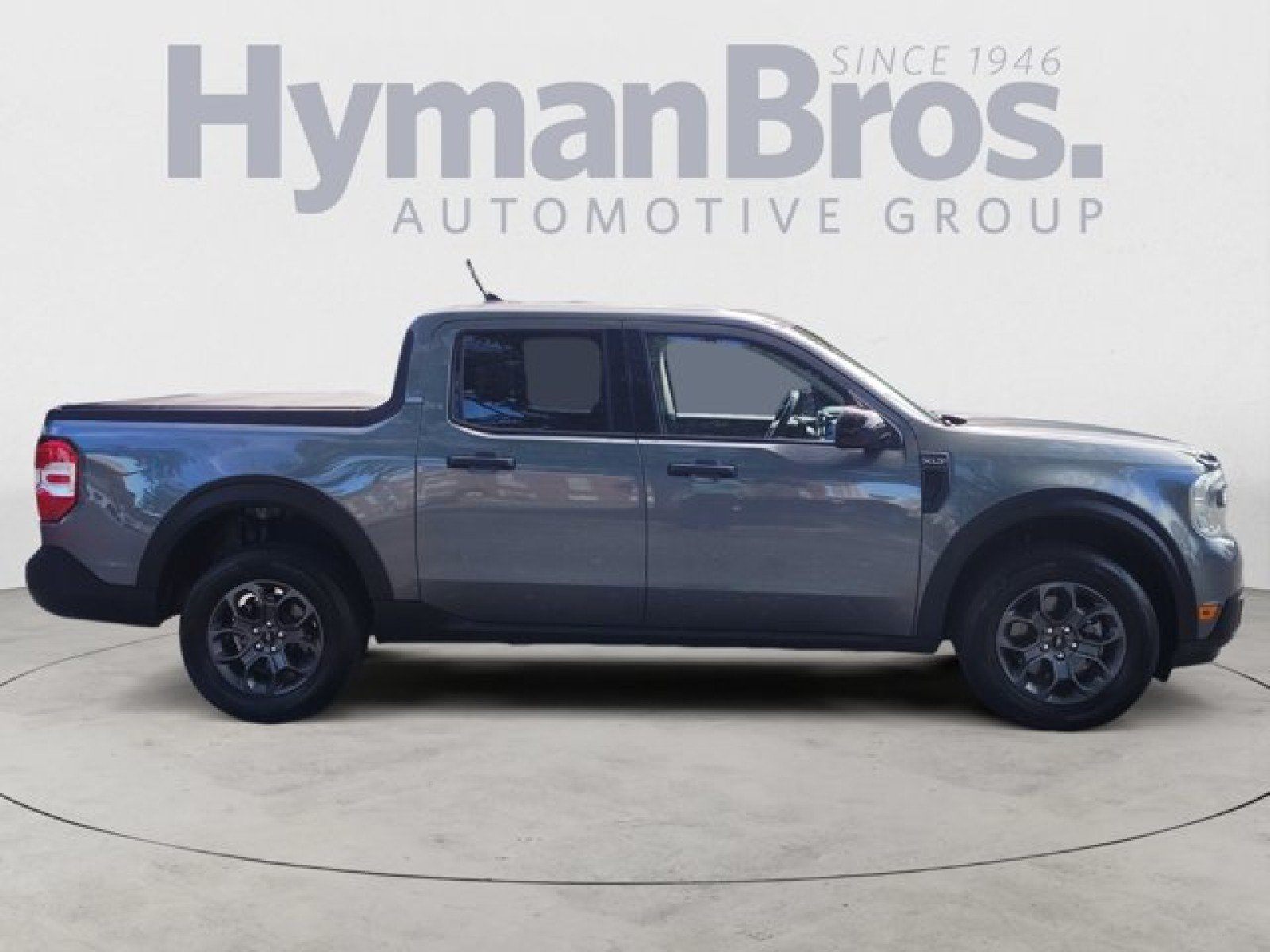 Used 2024 Ford Maverick XLT FWD image 2