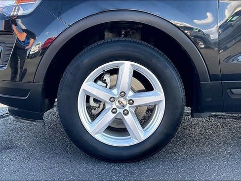 Used 2018 Ford Explorer 4WD image 8