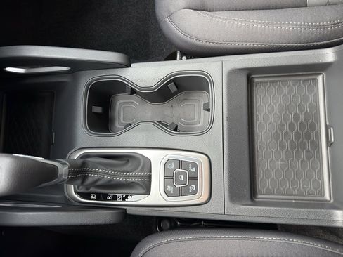 New 2026 Nissan Frontier SV image 21