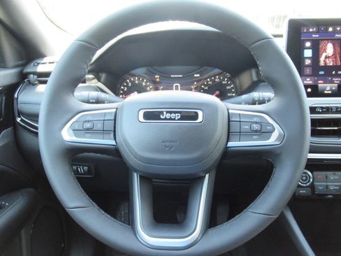 New 2026 Jeep Compass Latitude AWD/4WD image 22
