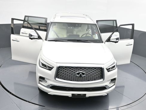 Used 2024 INFINITI QX80 Sensory w/ Cargo Package image 40