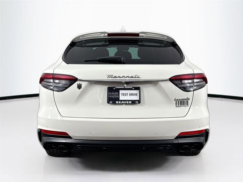 Used 2022 Maserati Levante GT image 7