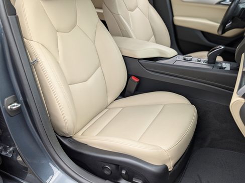 Used 2021 Cadillac CT5 Luxury w/ Cold Weather Package image 20