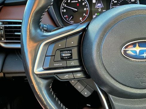 Used 2022 Subaru Outback Touring XT image 11