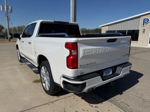 Used 2023 Chevrolet Silverado 1500 High Country w/ High Country Premium Package AWD/4WD image 4