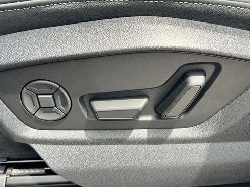 New 2026 Audi Q8 Premium Plus AWD/4WD image 23