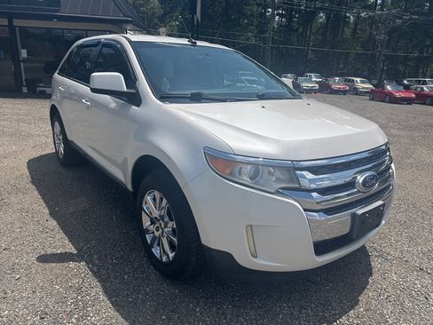 Used 2011 Ford Edge Limited FWD image 16