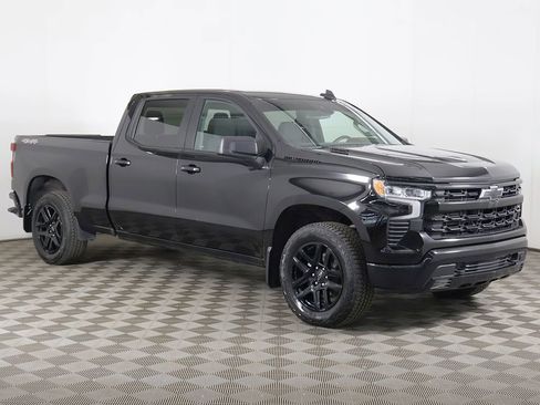 Used 2024 Chevrolet Silverado 1500 RST w/ Max Trailering Package AWD/4WD image 2