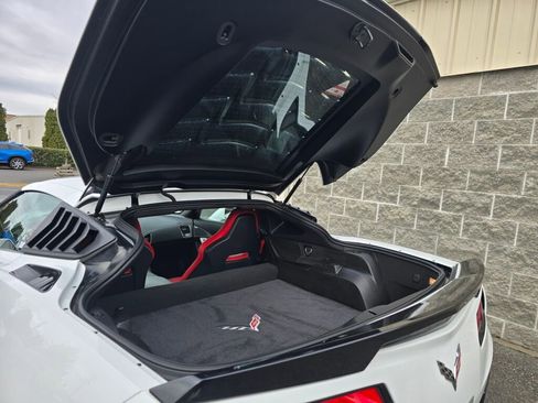 Used 2019 Chevrolet Corvette Stingray Coupe w/ Battery Protection Package image 7