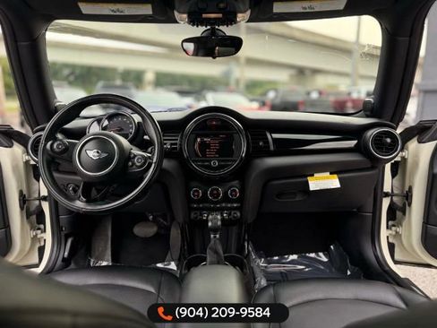 Used 2017 MINI Cooper 2-Door Hardtop image 22