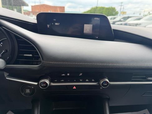 Used 2024 MAZDA MAZDA3 s FWD image 11