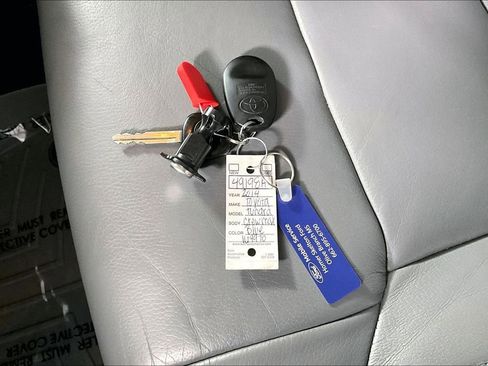 Used 2014 Toyota Tundra Limited image 10