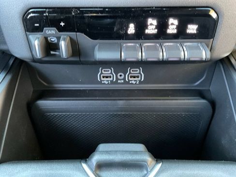 Used 2026 RAM 1500 Big Horn w/ Night Edition AWD/4WD image 25
