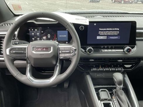 New 2025 GMC Canyon Elevation w/ Technology Package image 11