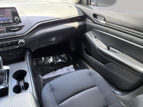 Used 2021 Nissan Altima 2.5 S FWD image 15
