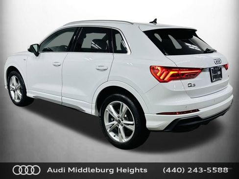 Certified 2024 Audi Q3 2.0T Premium image 5