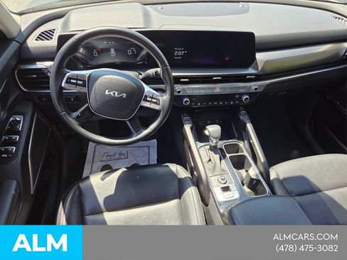 Used 2025 Kia Telluride S FWD image 8
